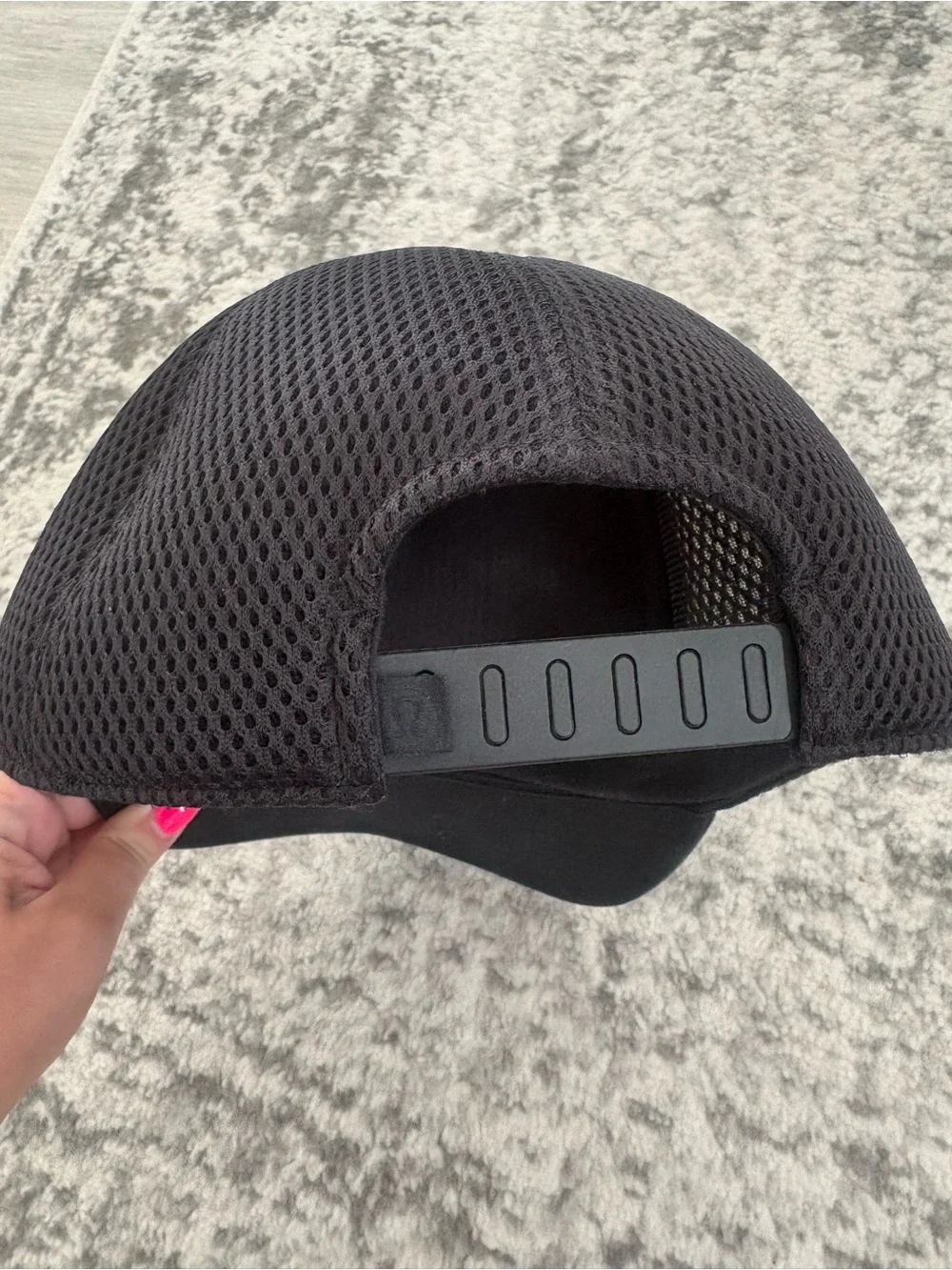 Lululemon trucker hat. - Picture 2 of 5